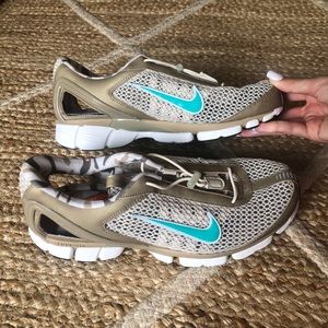 Nike Dynamic Heel Fit Zoomair Women’s Size 9 NWT